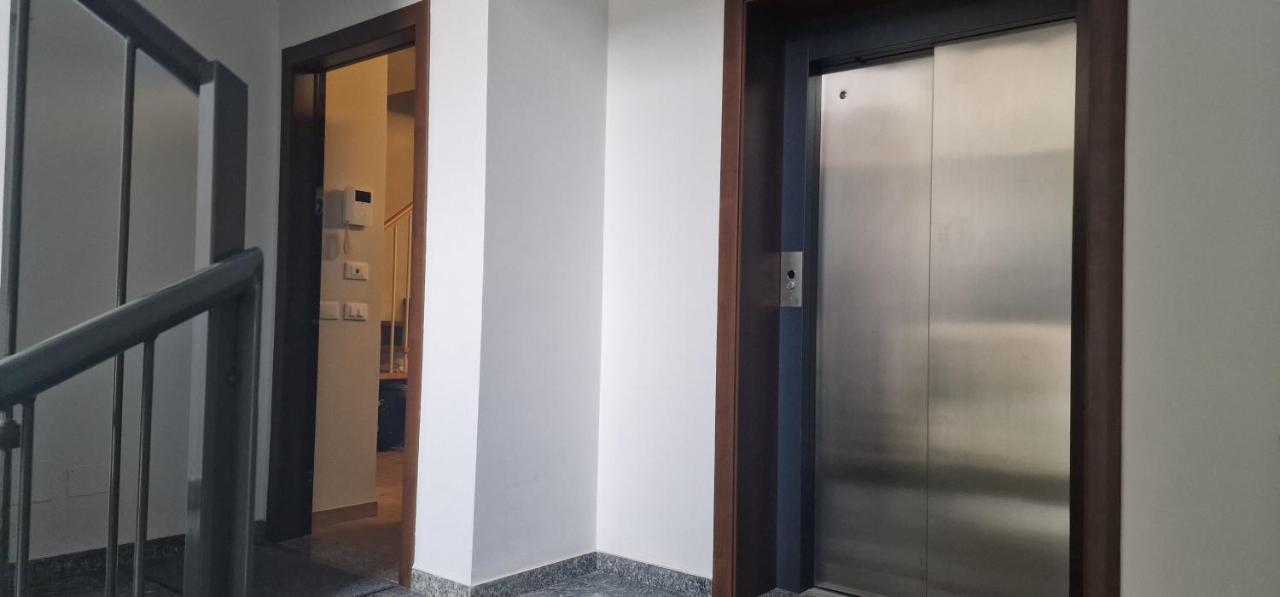 E Spazioso Monolocale A Due Passi Dalla Martesana Apartamento Milán